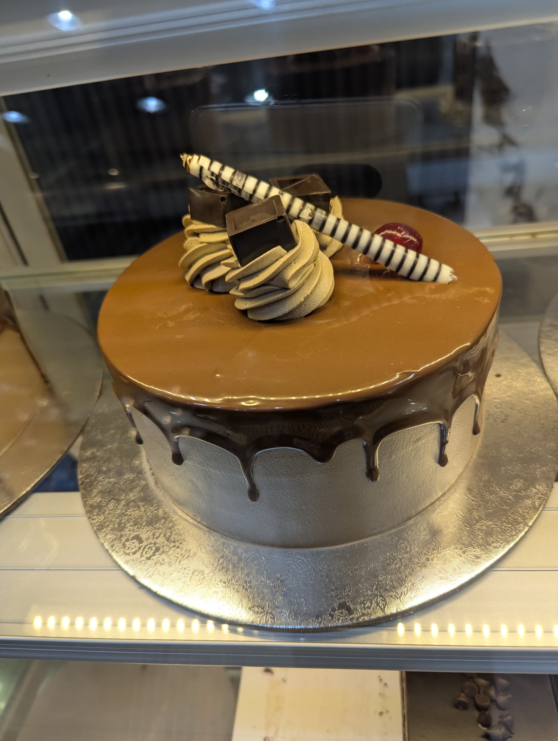 Chocolate Drip Cake